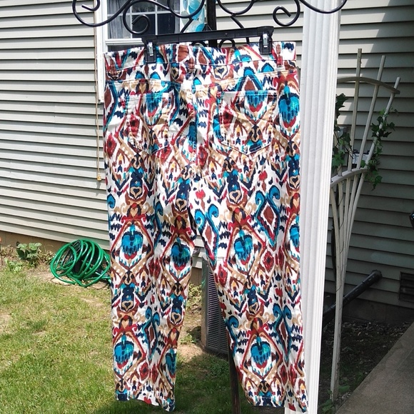 Jones New York tribal print ankle pants - Picture 4 of 7
